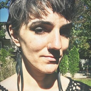 Meet your Posher, Carlie